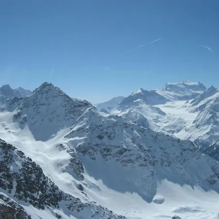 Only Approx 60m From The Lift Διαμέρισμα *